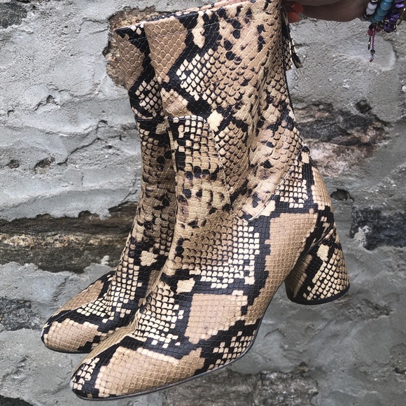 zara snake print boot